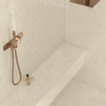 S142FYR-Cozy-Bathroom-P1